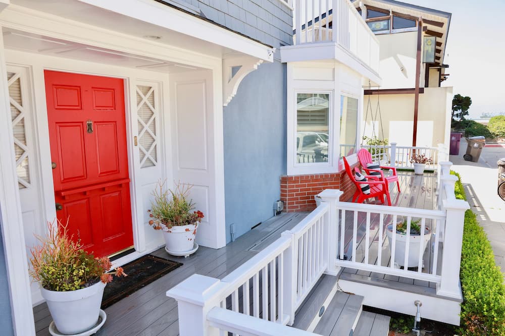 Photo of Patio Balcony in Peninsula
