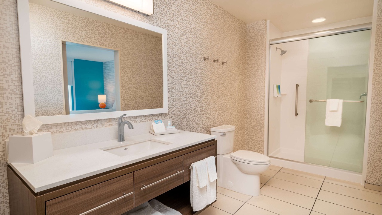 Photo of Bathroom in Corona
