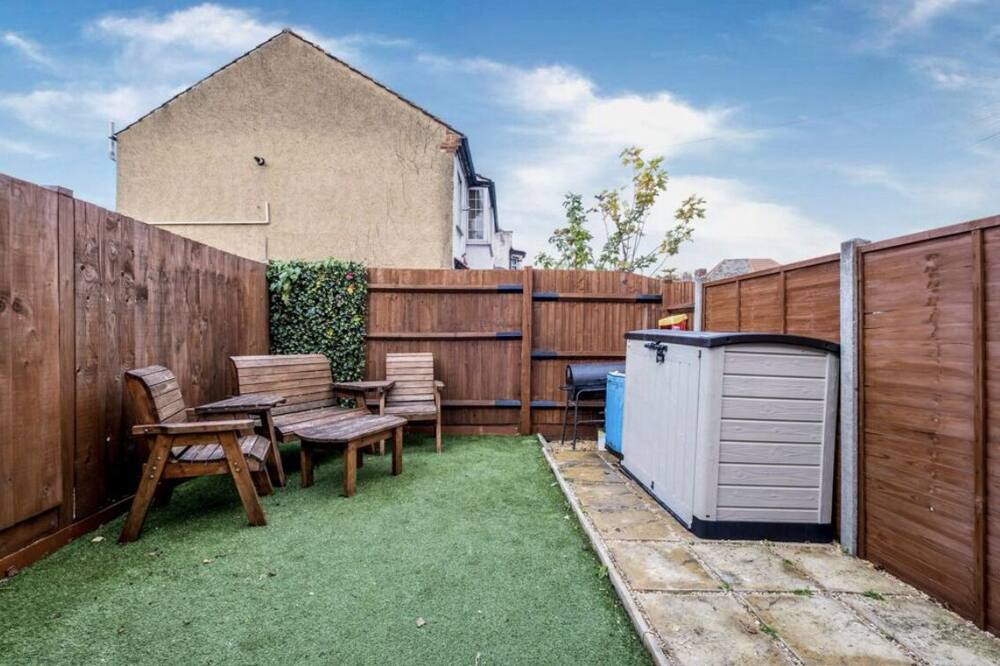 Photo of Outdoor in Plaistow South