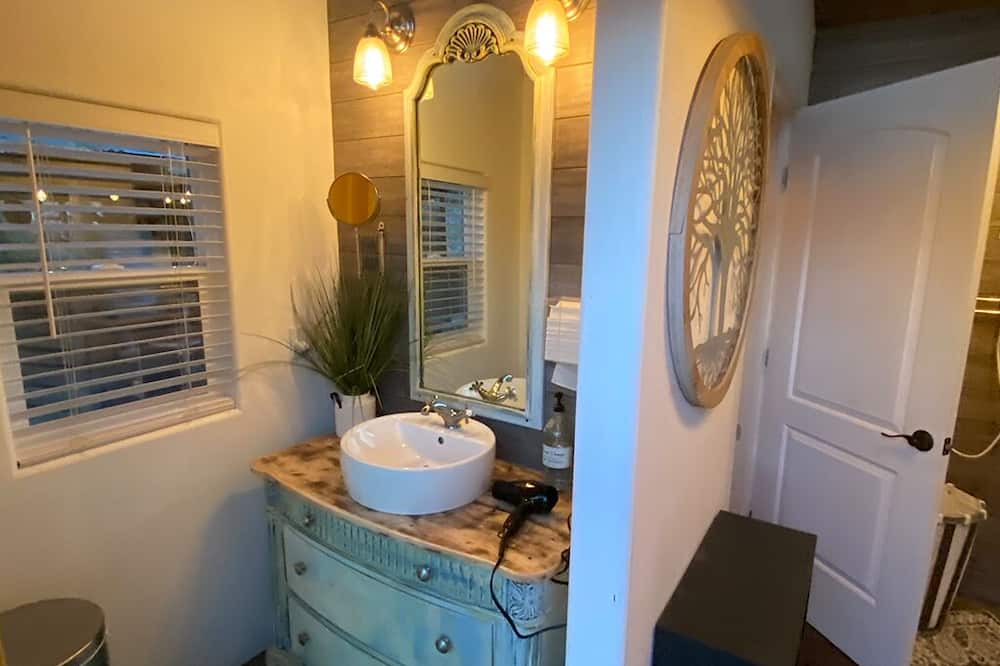 Photo of Bathroom in Morongo Valley