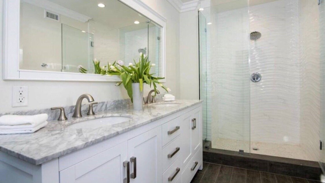 Photo of Bathroom in North Central