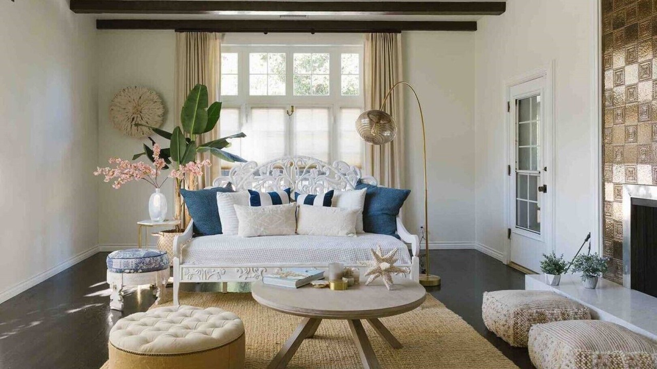 Photo of Livingroom in North Central
