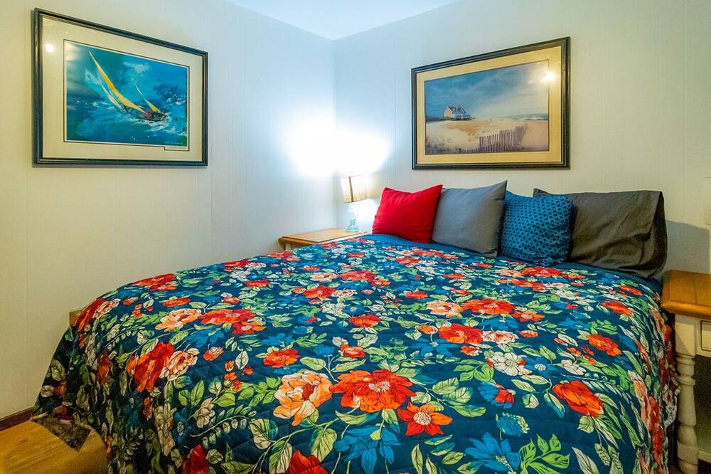 Photo of Bedroom in Cedar Ridge