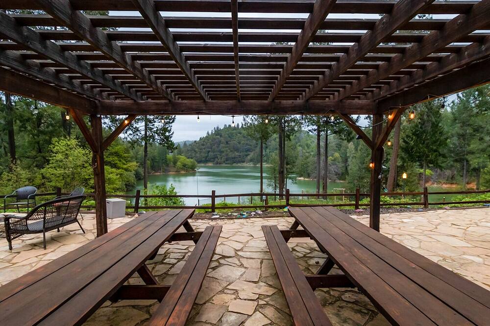 Photo of Patio Balcony in Cedar Ridge