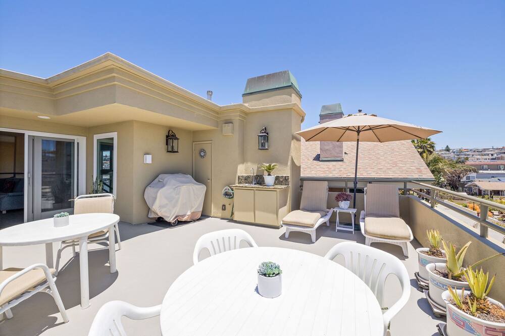Photo of Patio Balcony in Hermosa Beach