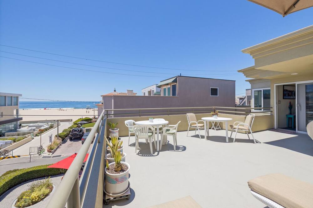 Photo of Patio Balcony in Hermosa Beach