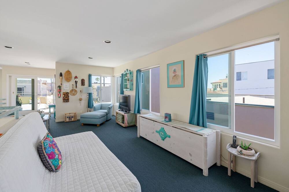 Photo of Bedroom in Hermosa Beach
