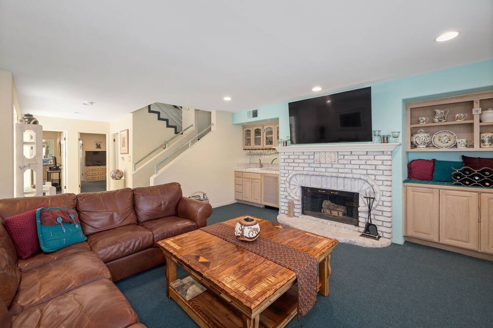 Photo of Livingroom in Hermosa Beach