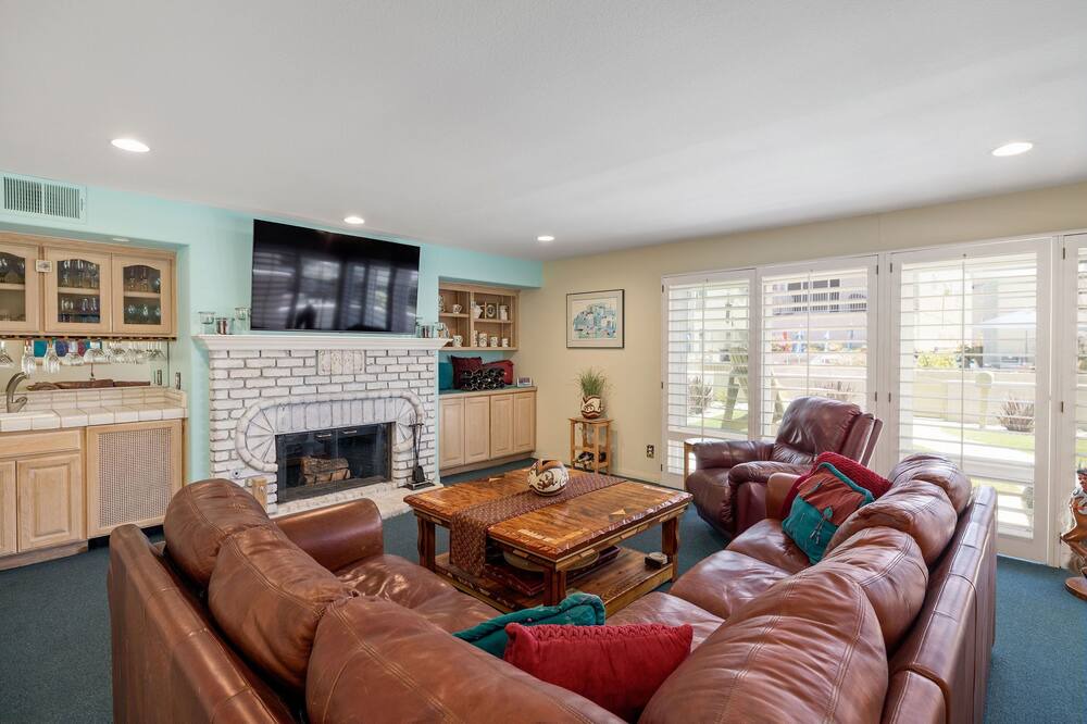 Photo of Livingroom in Hermosa Beach
