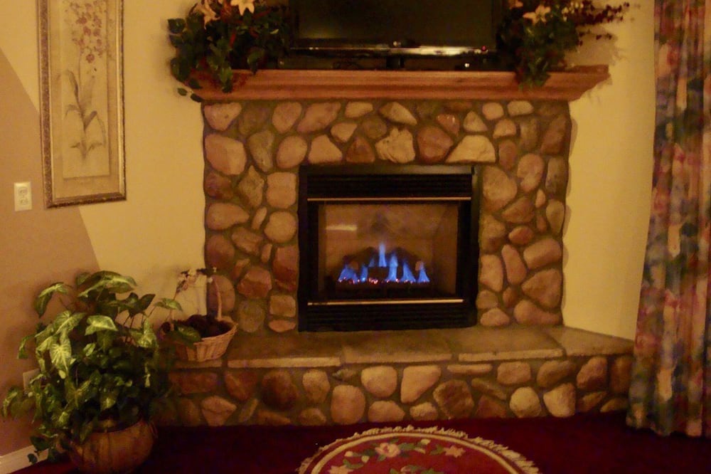 Photo of Livingroom in Running Springs