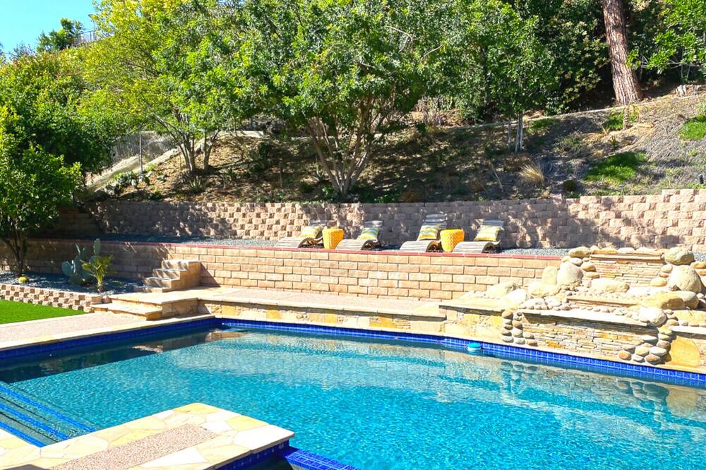 Photo of Outdoor in Calabasas
