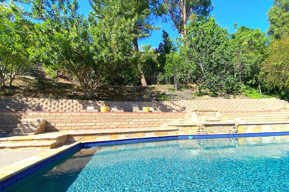 Photo of Outdoor in Calabasas