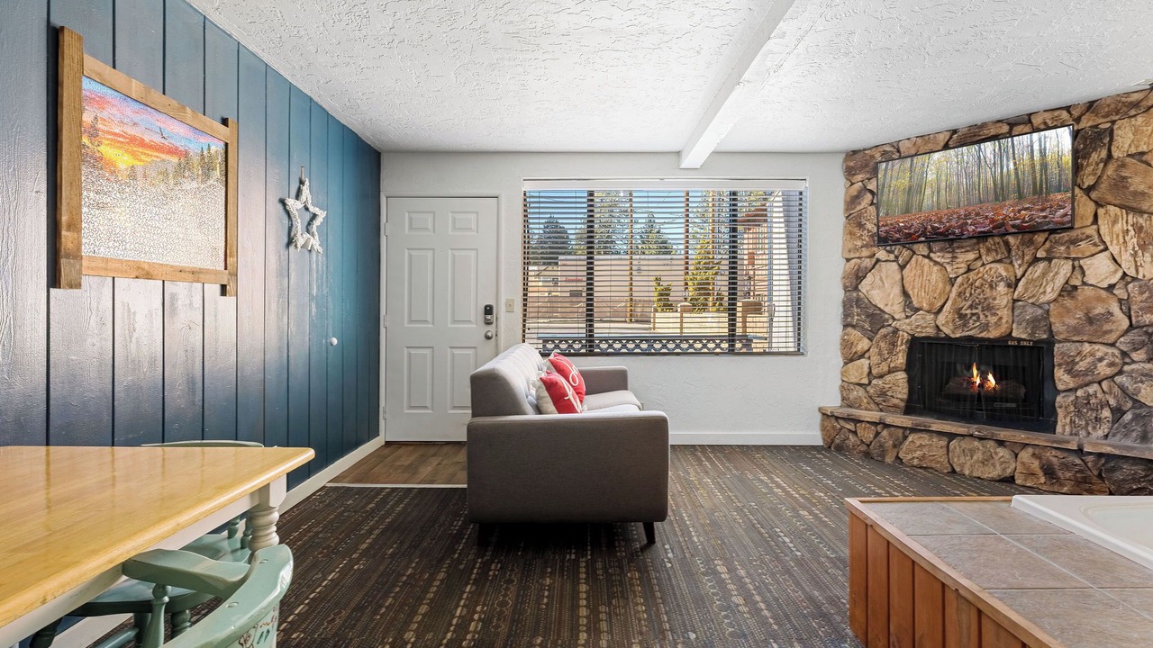 Photo of Livingroom in The Village