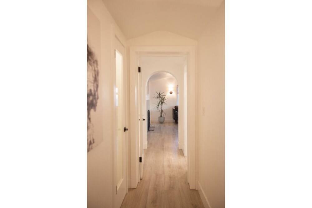 Photo of Bedroom in Pacific Palisades