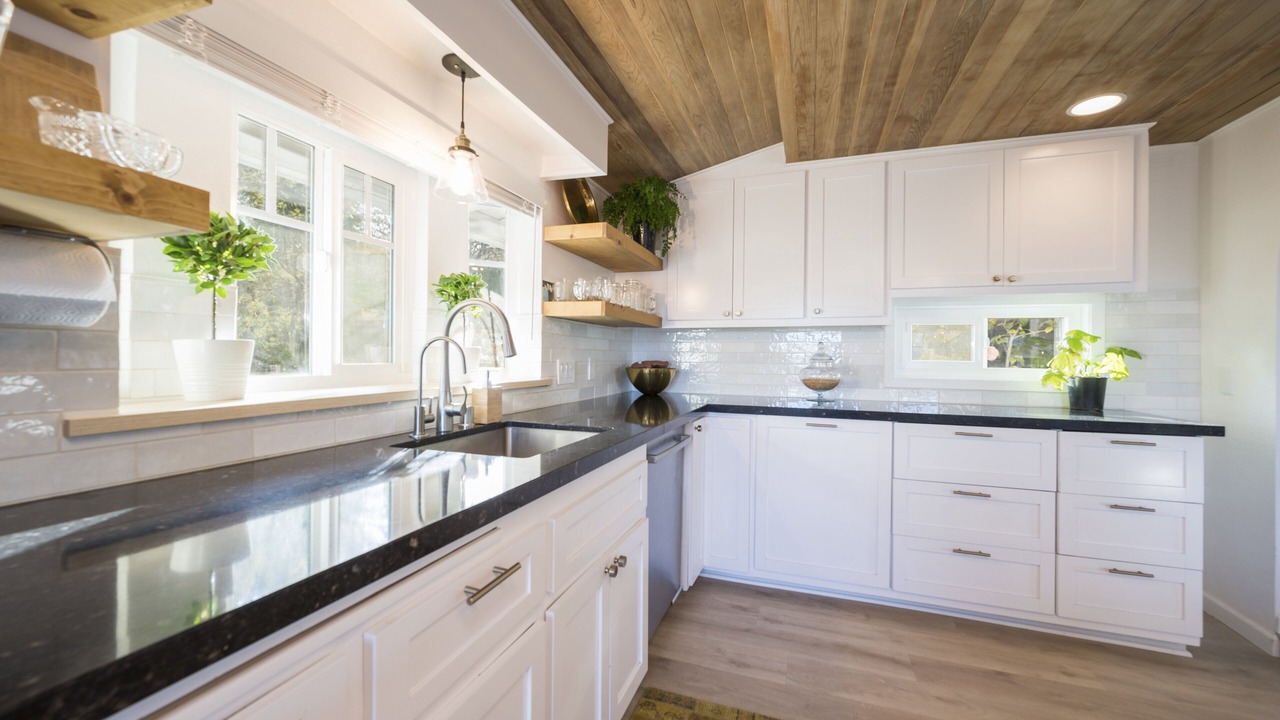 Photo of Kitchen in Callender