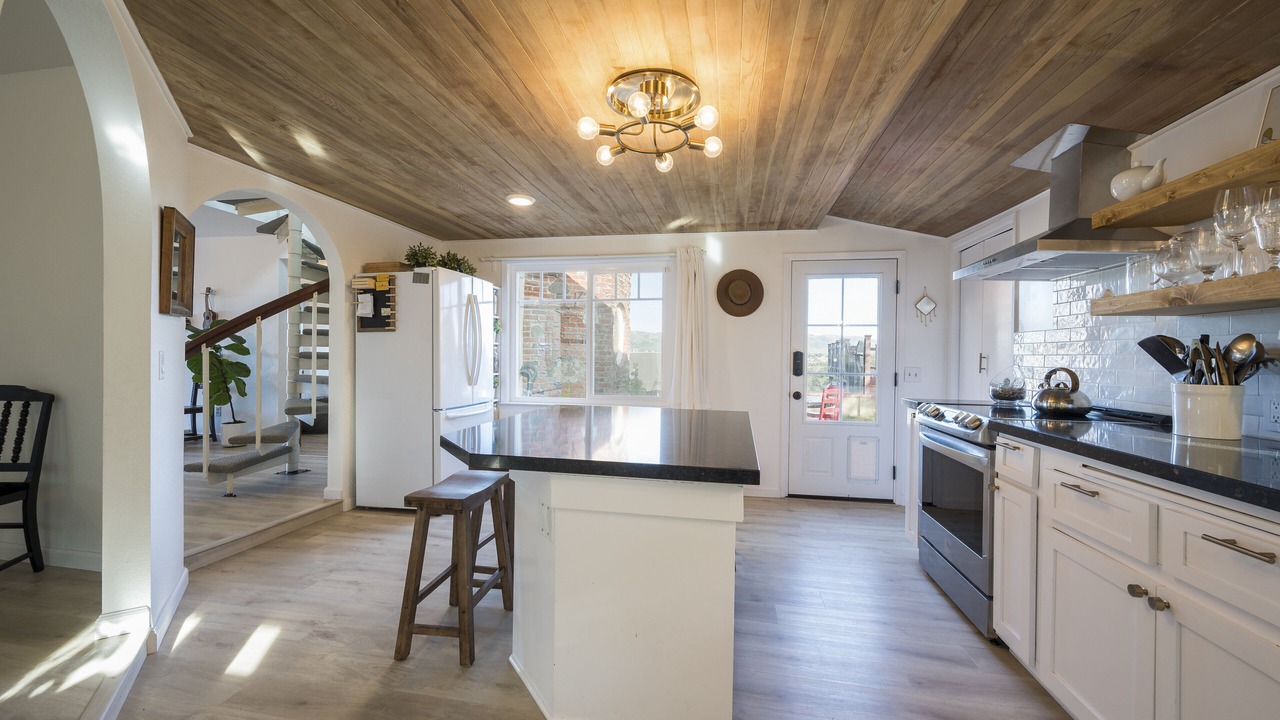 Photo of Kitchen in Callender