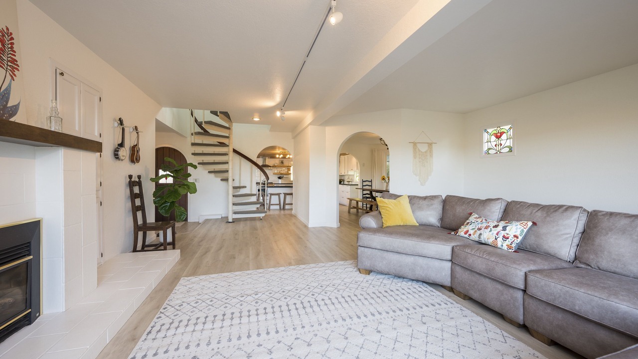 Photo of Livingroom in Callender