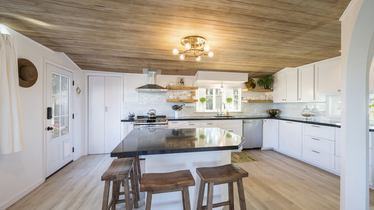 Photo of Kitchen in Callender