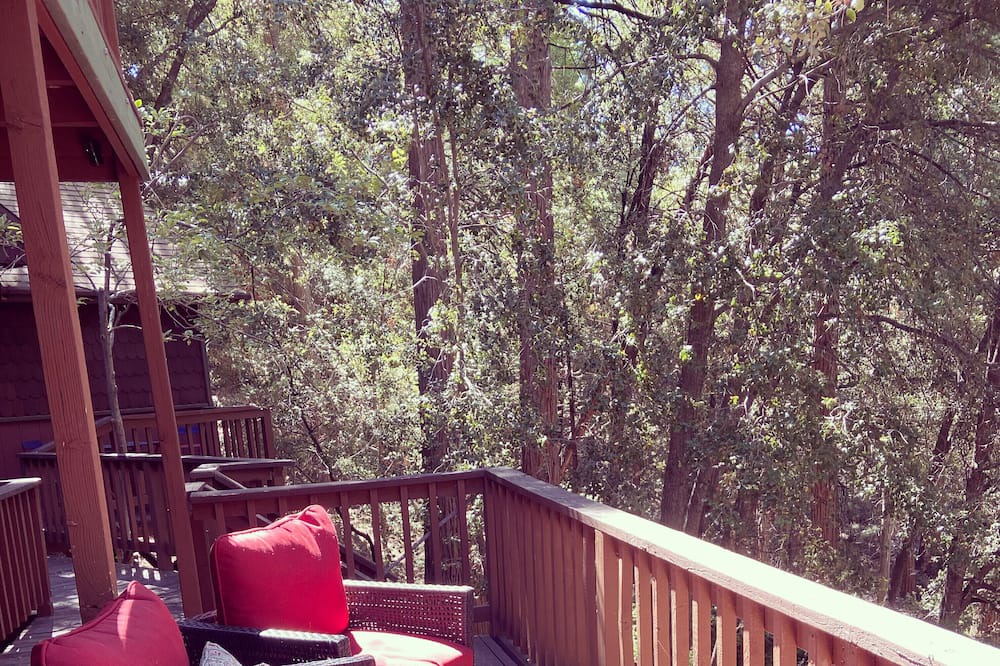 Photo of Patio Balcony in Idyllwild