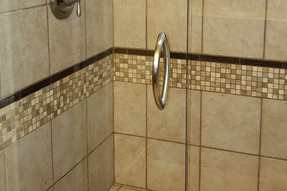 Photo of Bathroom in Murrieta