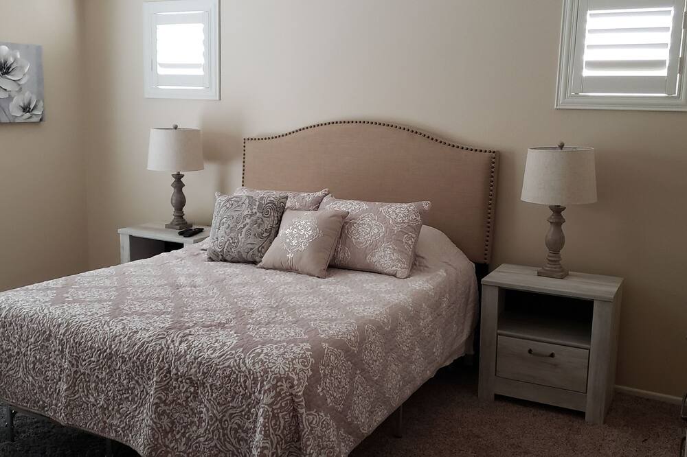 Photo of Bedroom in Murrieta
