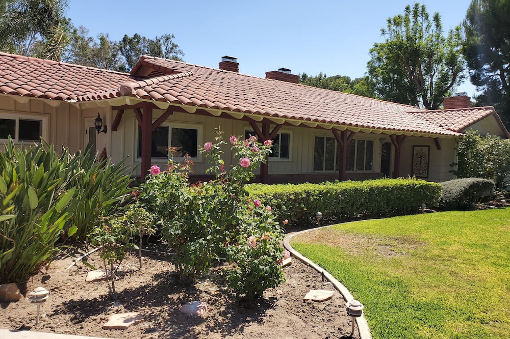 Photo of Outdoor in Fullerton