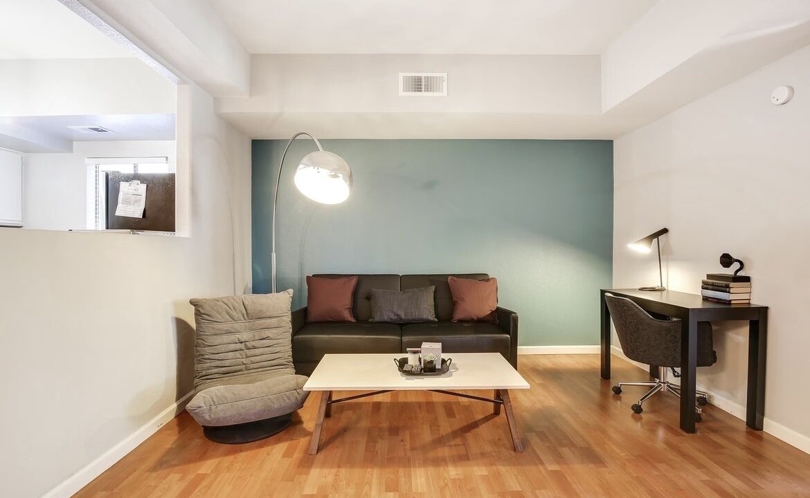 Photo of Livingroom in North San Jose