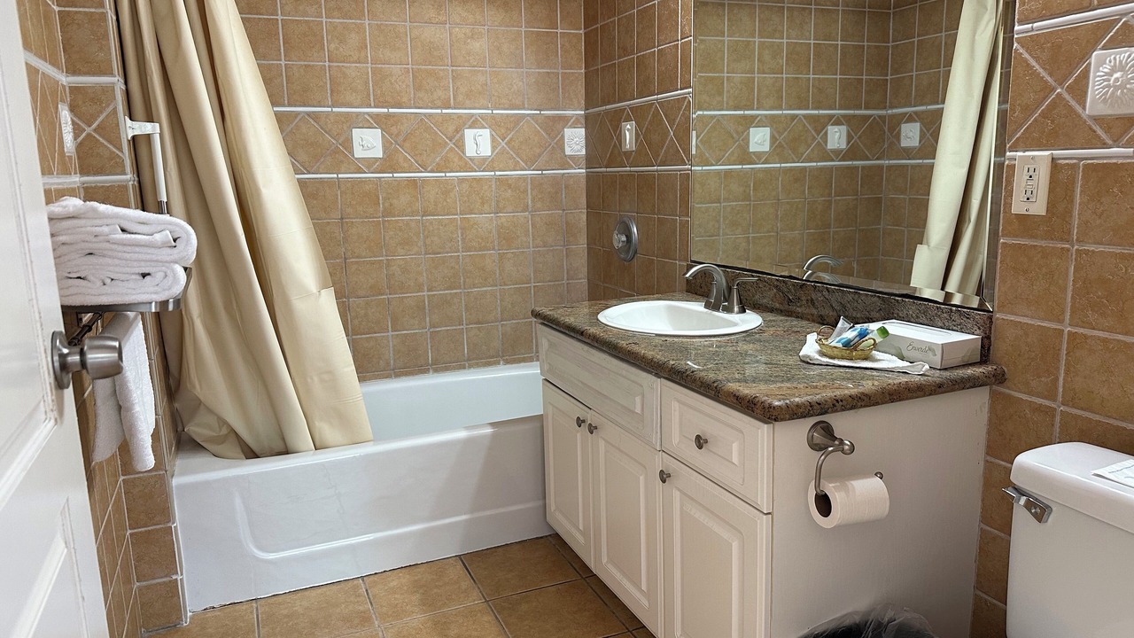 Photo of Bathroom in Ocean Park