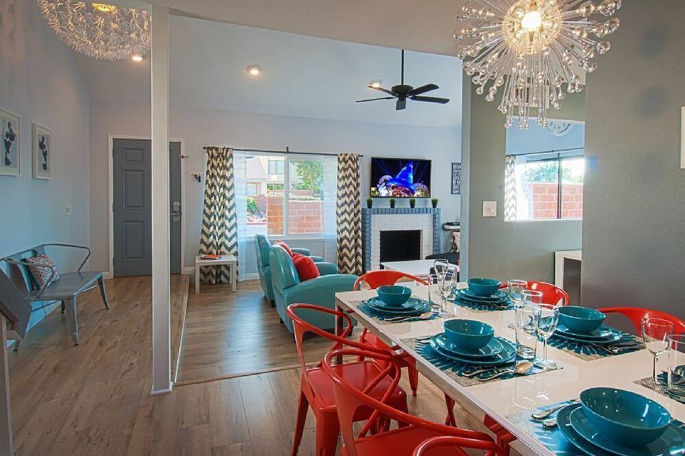 Photo of Kitchen in Anaheim Resort