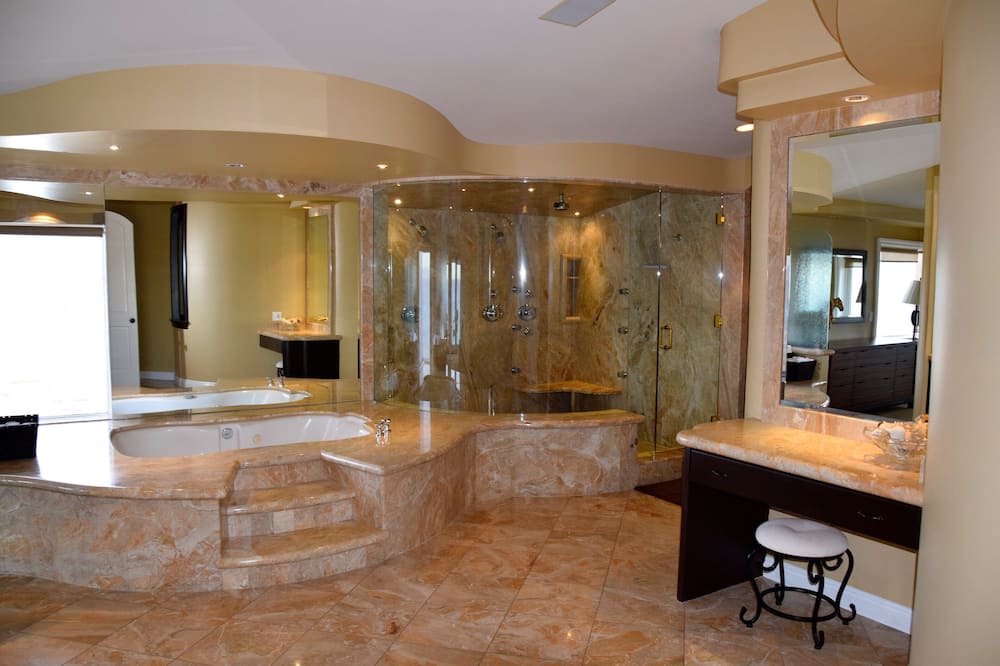 Photo of Bathroom in Redondo Beach
