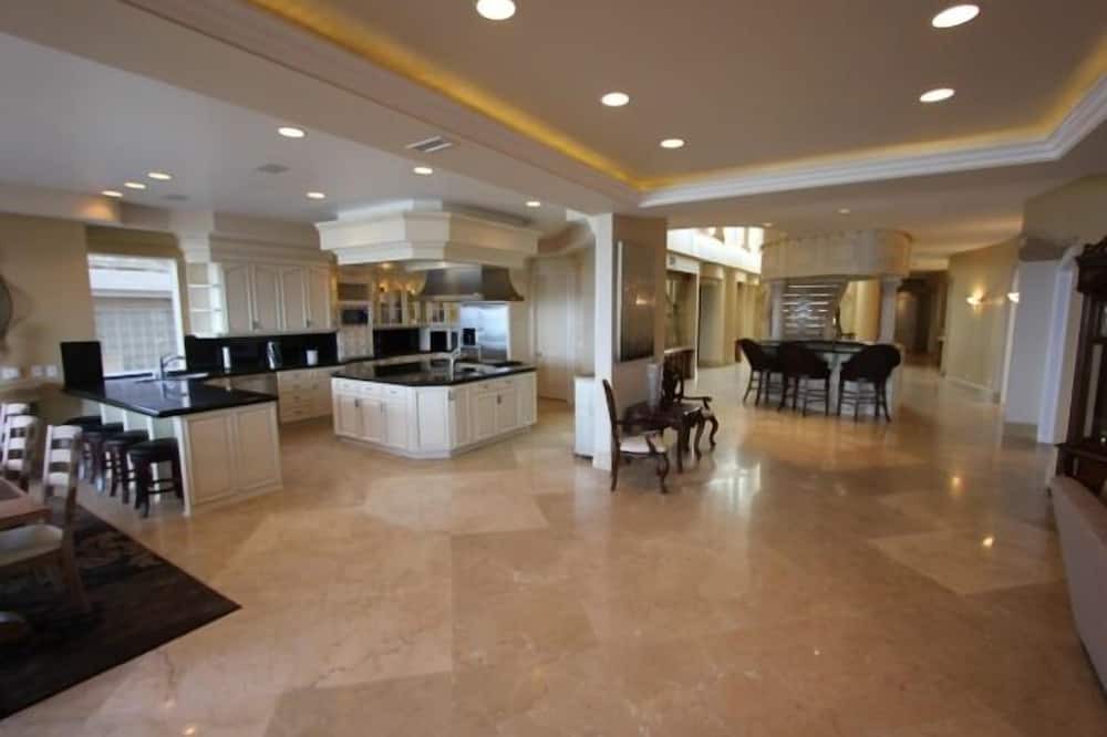 Photo of Livingroom in Redondo Beach