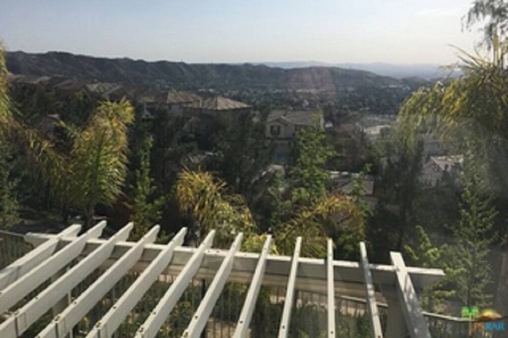 Photo of Others in Sunland-Tujunga
