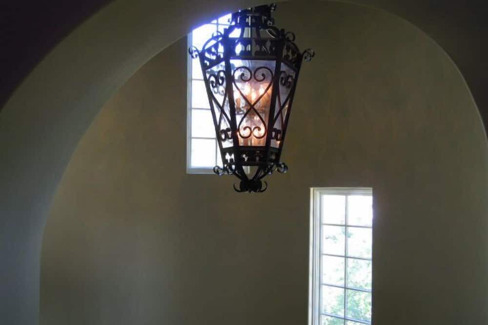 Photo of Others in Altadena