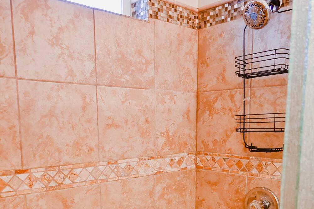 Photo of Bathroom in Moreno Valley