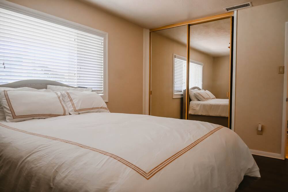 Photo of Bedroom in Moreno Valley