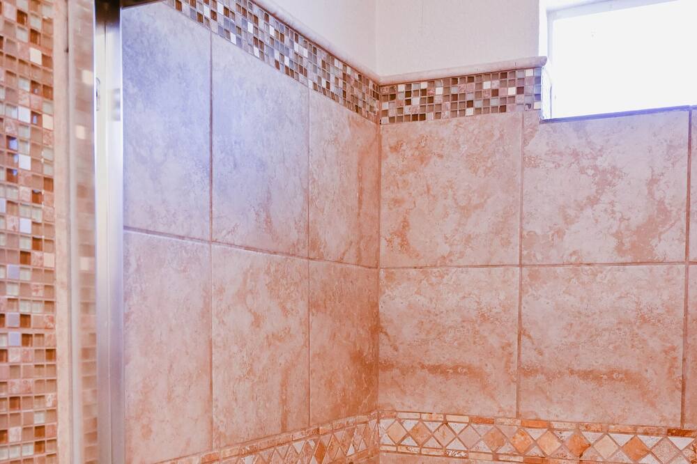 Photo of Bathroom in Moreno Valley