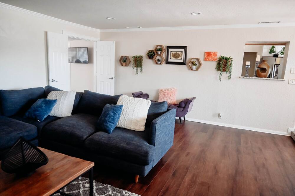 Photo of Livingroom in Moreno Valley