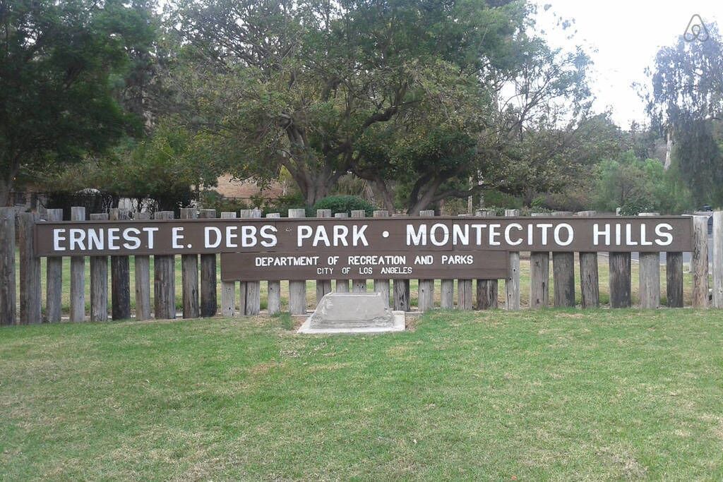 Photo of Outdoor in Highland Park
