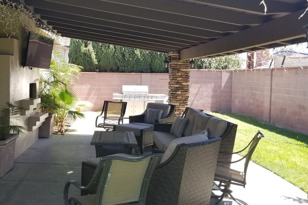 Photo of Patio Balcony in Northwest Anaheim