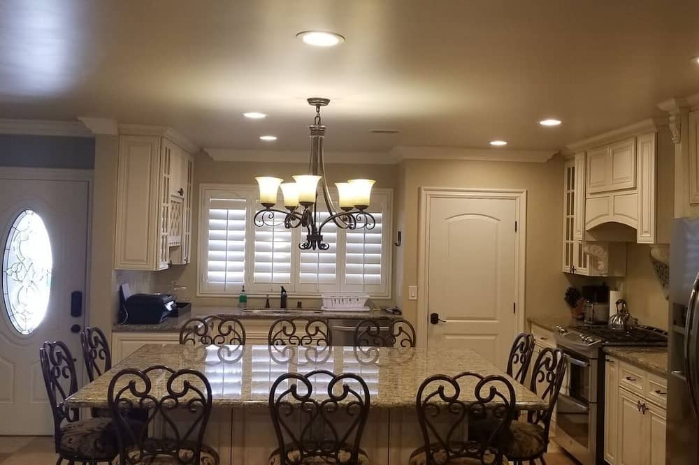 Photo of Kitchen in Northwest Anaheim