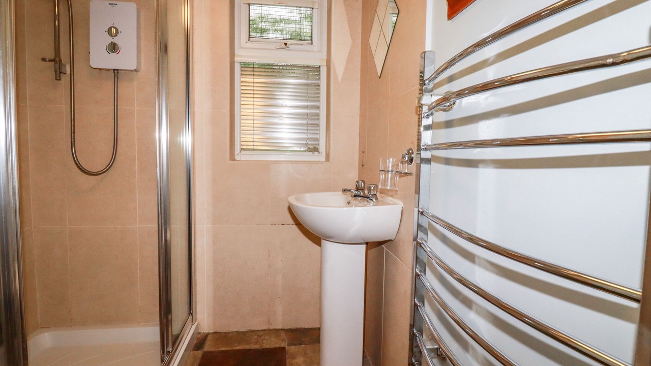 Photo of Bathroom in Saint Kew