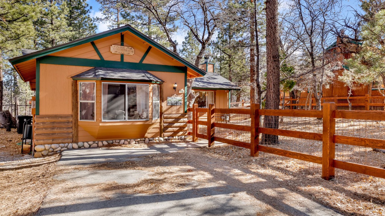 Photo of Outdoor in Moonridge