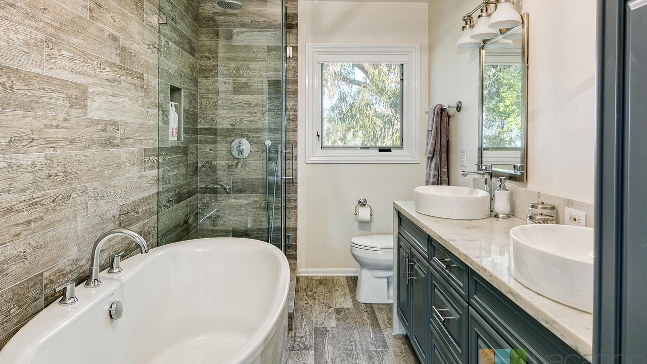 Photo of Bathroom in Rossmoyne