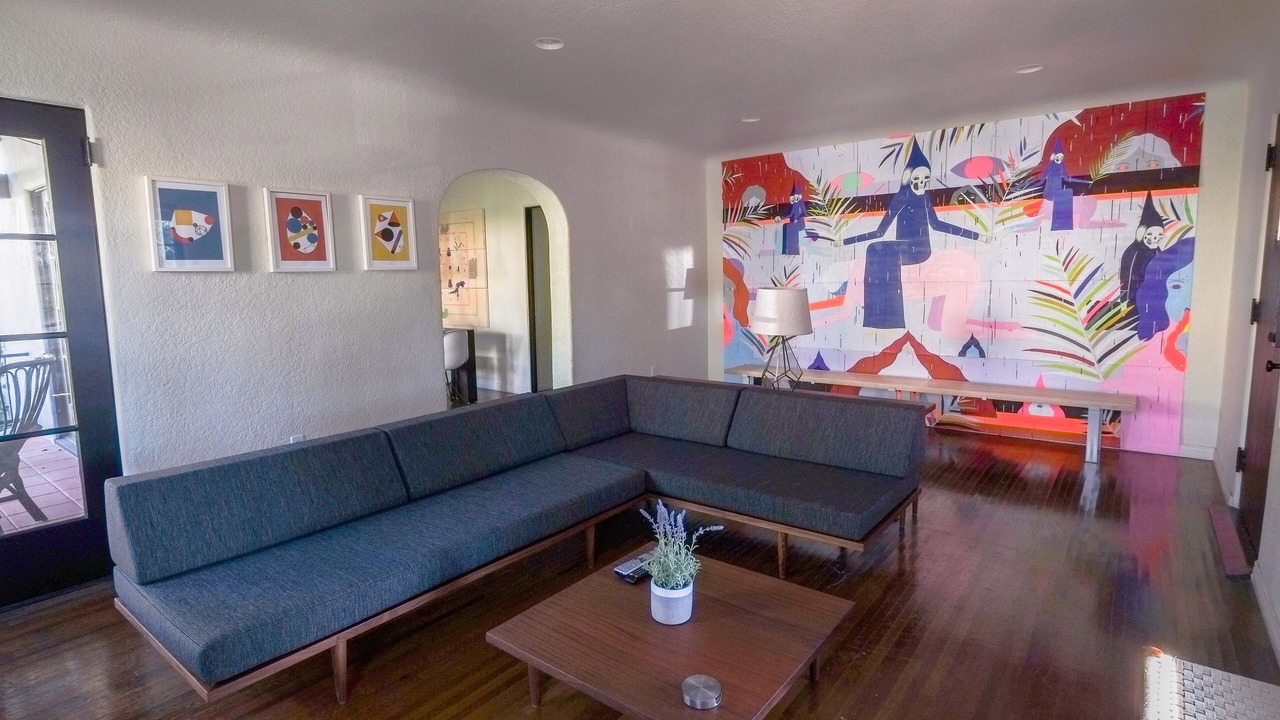 Photo of Livingroom in Altadena