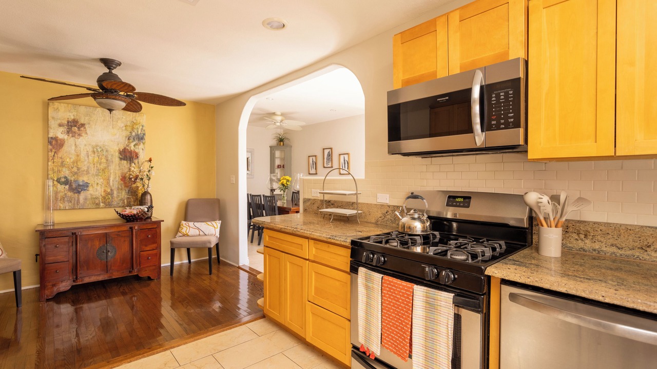 Photo of Kitchen in Altadena
