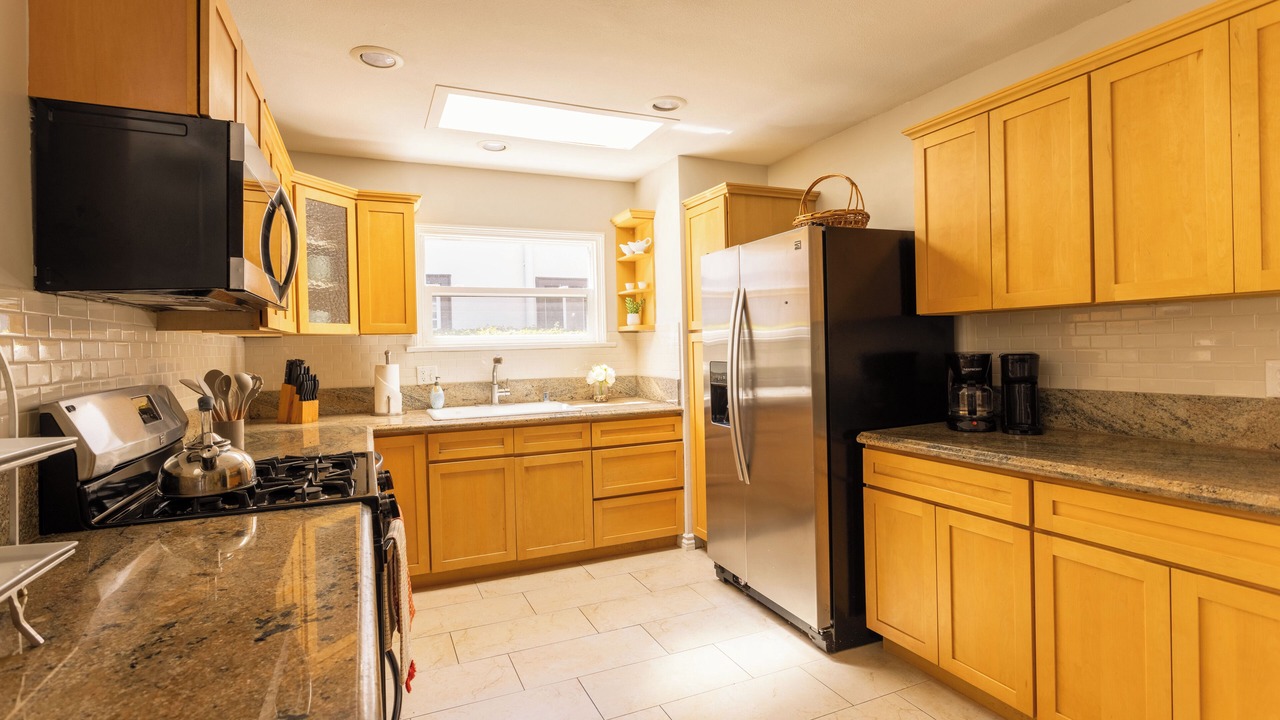Photo of Kitchen in Altadena