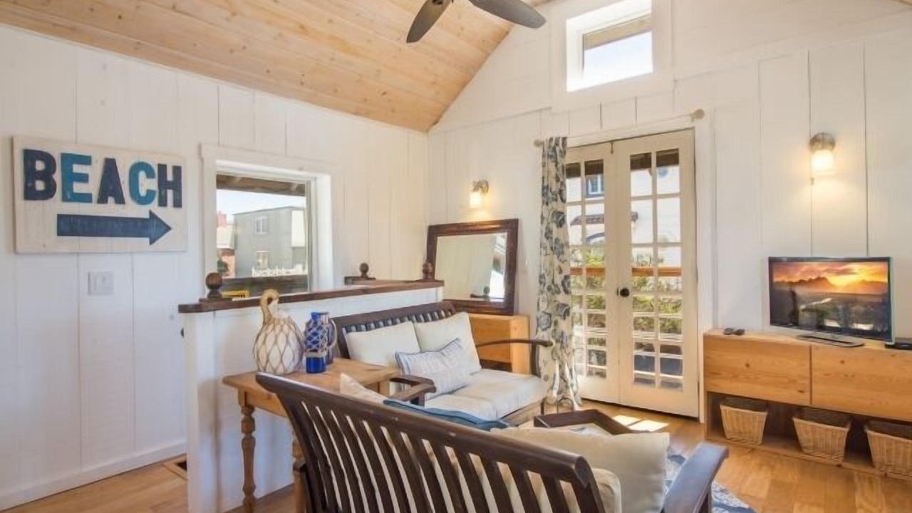 Photo of Livingroom in Hollywood Beach