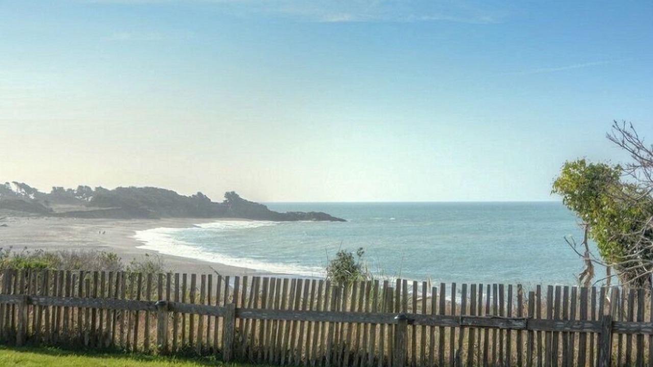 Photo of Others in Gualala