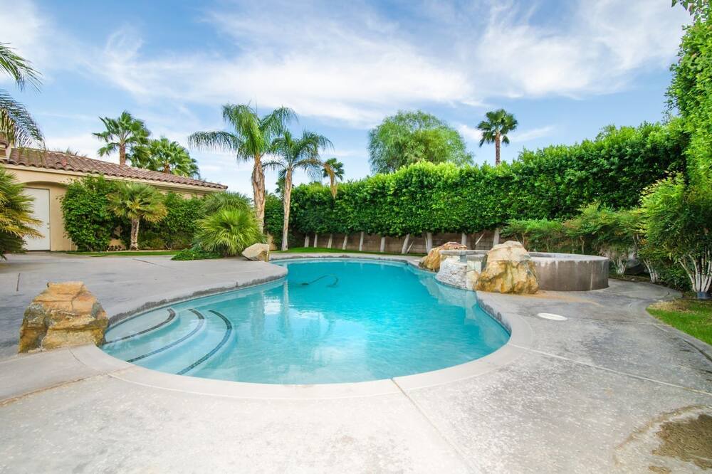 Photo of Outdoor in Sunrise Vista Chino