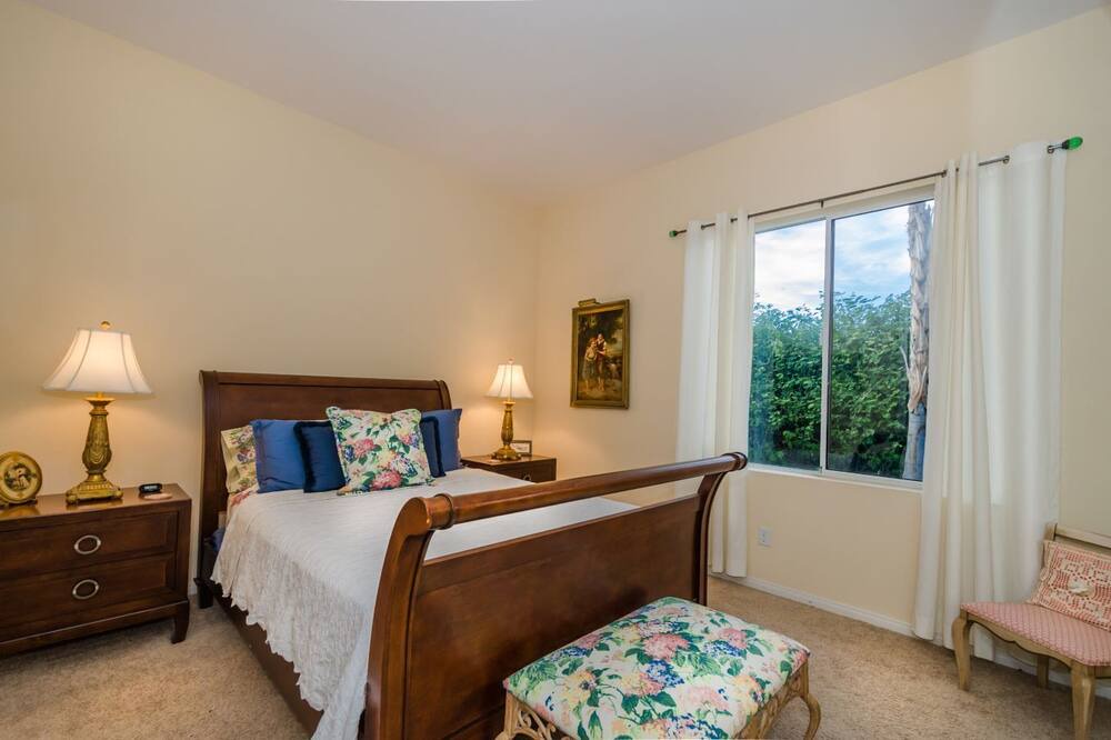 Photo of Bedroom in Sunrise Vista Chino